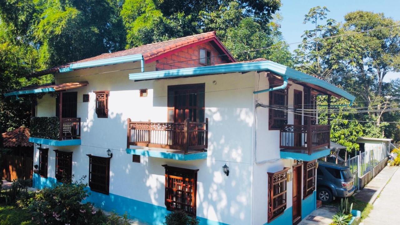 Готель Casa Huespedes El Ensueno Хардін Екстер'єр фото